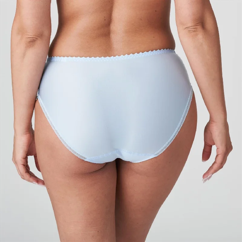 Nuzha Full Brief Cloud