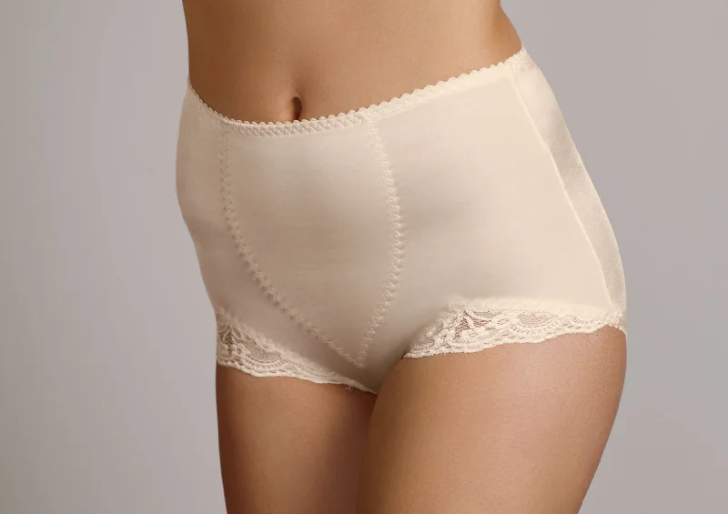 Triumph something else tum-e-lace Panty